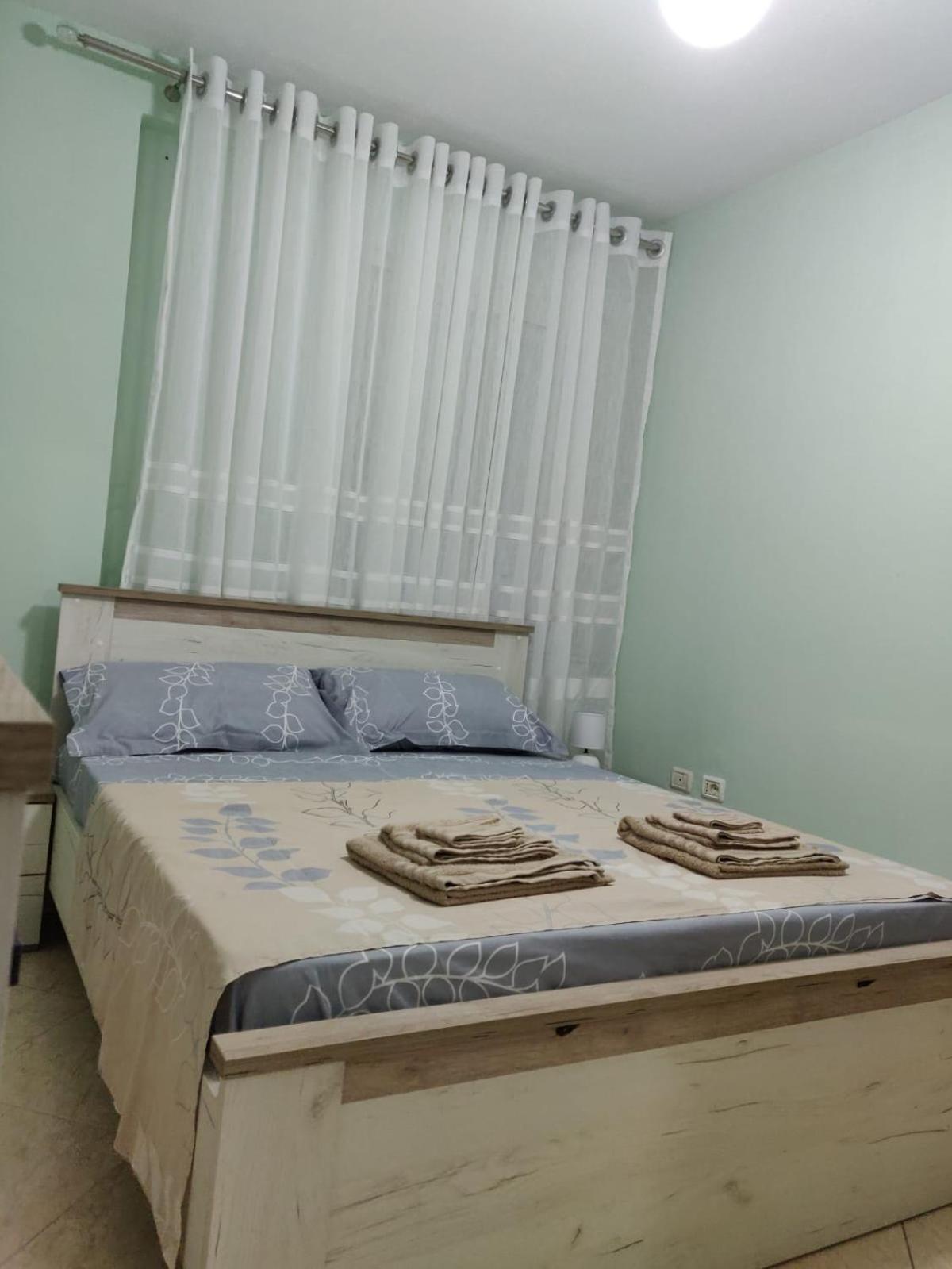 Bevis Apartment Tirana Eksteriør billede