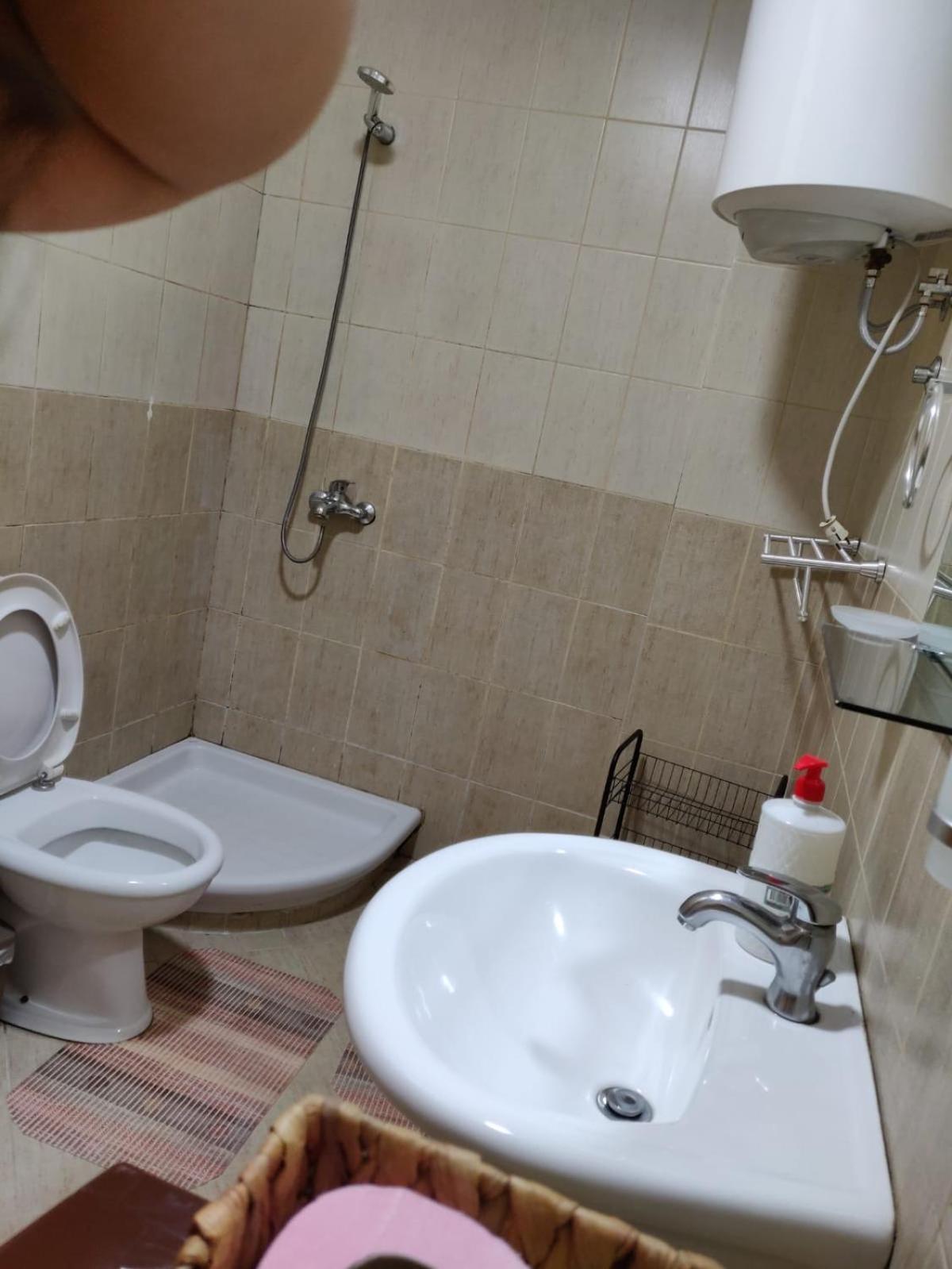 Bevis Apartment Tirana Eksteriør billede