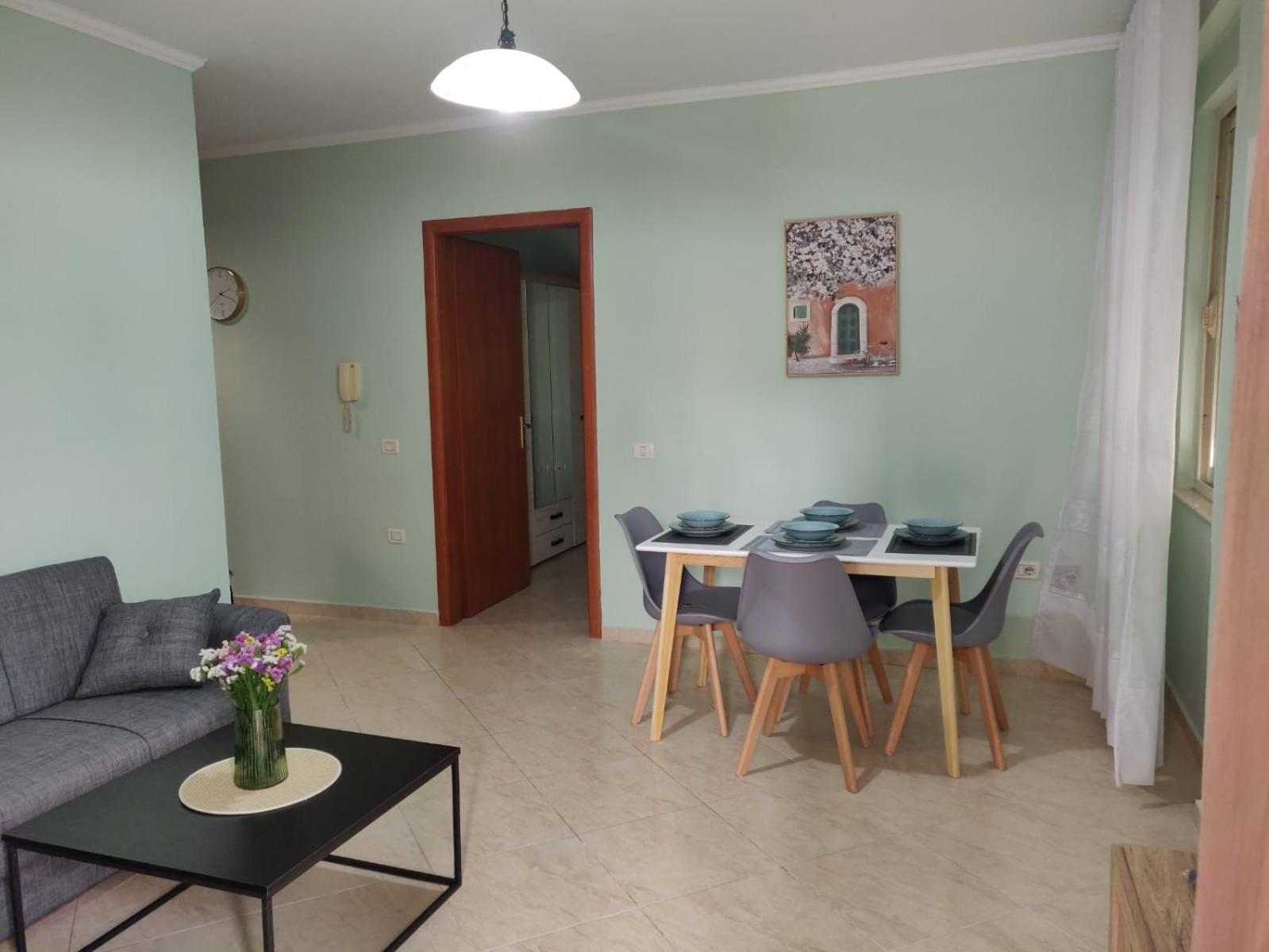 Bevis Apartment Tirana Eksteriør billede