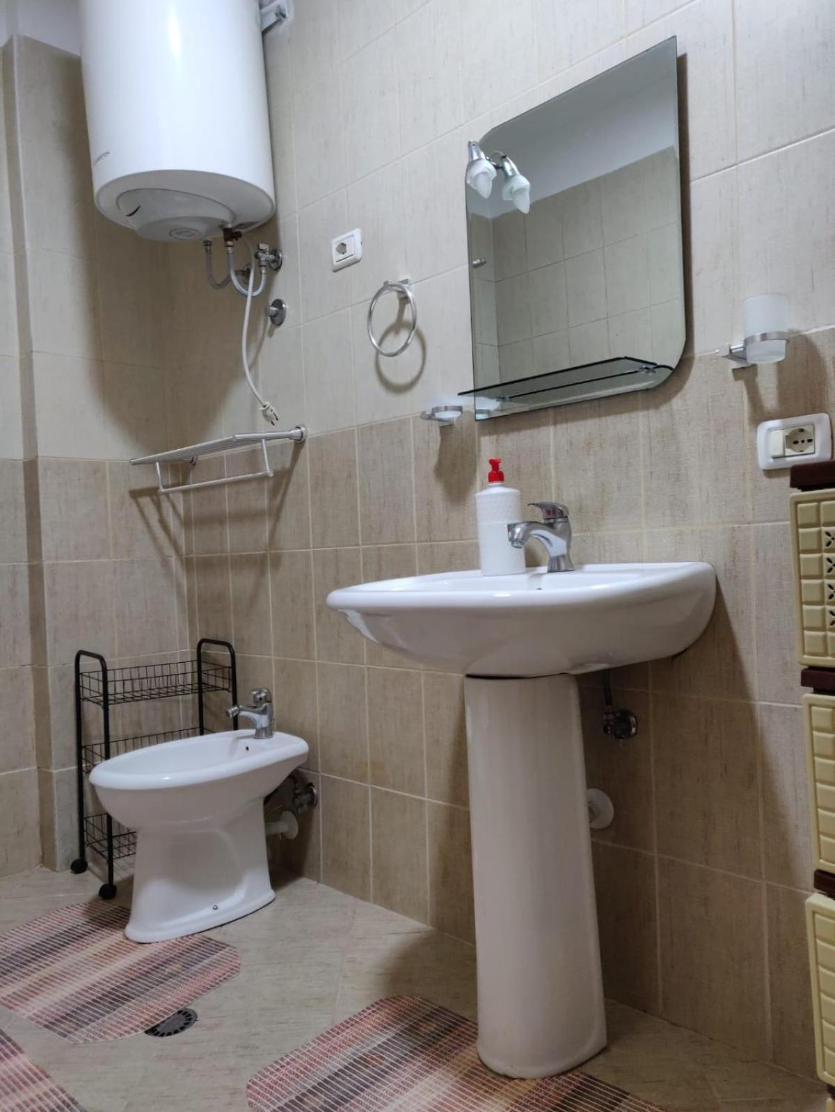 Bevis Apartment Tirana Eksteriør billede
