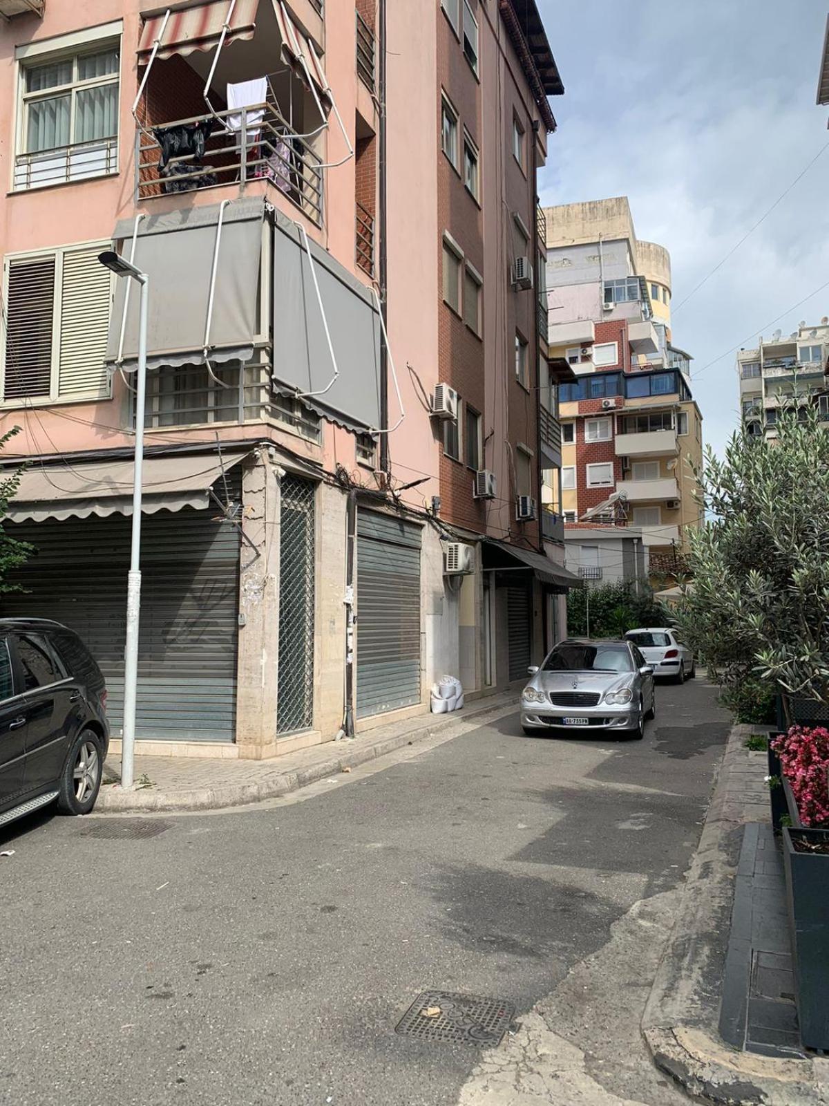 Bevis Apartment Tirana Eksteriør billede